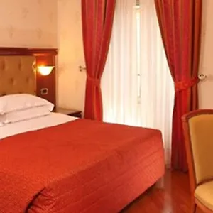 3* Hotell Serena Srl